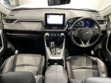 RAV4 2.5 ハイブリッド G E-Four 4WD 