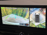 【アラウンドビューモニター】専用のカメラにより、上から見下ろしたような視点で360度クルマの周囲を確認することができます☆死角部分も確認しやすく、狭い場所での切り返しや駐車もスムーズに行えます。