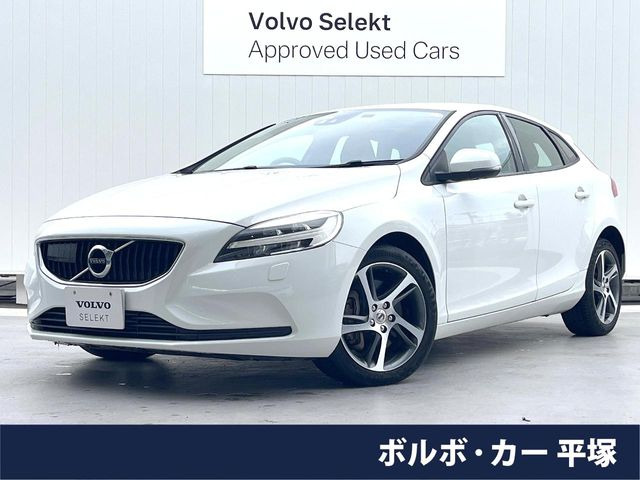 ボルボ V40 