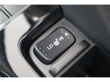 シートヒーター装備付き車!!座席に埋め込まれた電熱線によりシートを暖めることが出来る装備で、温めたられたシートは、寒い冬には最適です!!