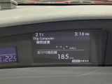 残りの燃料で走行可能な距離も表示。給油のタイミングも調整できます♪