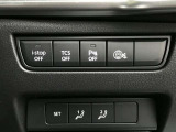 【2Wayドライビングポジションメモリー機能】お二人のシートパターンを記憶することができますので、運転時はボタン一つでシート調節できますね。