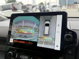 便利な【バックモニター】で安全確認もできます。駐車が苦手な方にもオススメな便利機能です。