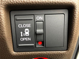 ★【片側電動スライドドア】右側通行が基本の道路ですので、安全な左側が電動スライドドアになっております★