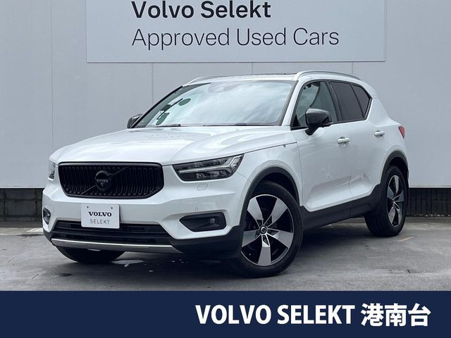 XC40 T4 モメンタム 