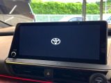 【12.3インチワイドナビ】高級感とインパクトのある大型ワイドナビを装備。各種オーディオ操作はもちろん、横長ワイド画面でのマップ2分割表示など、利便性も高いナビです♪