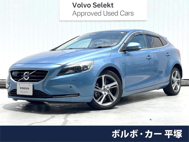 ボルボ V40 