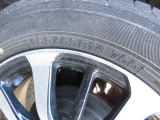 タイヤサイズは、155/65R14です。