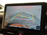 バックガイドモニターを装備しております。