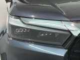 LEDヘッドライトは、点灯の瞬間から最大光量を発揮し、突然暗くなるトンネルなどでの安定感を高めます。