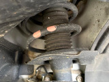 お車を安心してお乗りいただく為には、足回りの定期点検が欠かせません。サービスサポート(有償保証)では無料点検もご提供しており、安心のカーライフをお過ごしいただけるサポート体制が整っています。