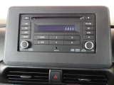 CD/FM・AMチューナー!!お手持ちCDを入れて音楽再生、気分も上々♪♪