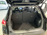 5人乗車時も広いラゲッジスペースです。後席を倒せば大きな空間になります。