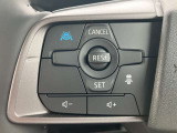 プロパイロットスイッチ。同一車線でのハンドルとアクセルのアシストが可能 長距離ドライブ時に同乗者との会話が弾みます。