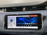 照度設定。10色のカラーからお選びいただけるムードライディング。使う用途に合わせてチョイスし、また違う雰囲気を味わいながらのドライブなんていかがでしょうか。