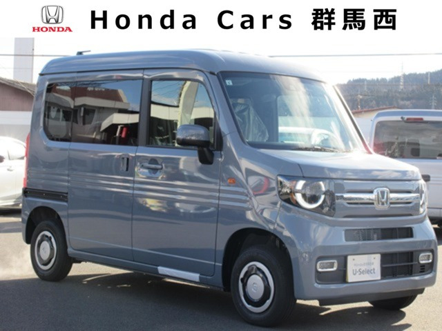 N-VAN ファン 4WD 