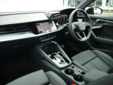 新型の車種から、お求めやすいモデルまで幅広く取り扱っております。