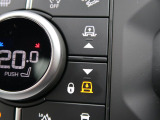 【電子制御エアサスペンション】搭載!最新のクロスリンクサスペンションによってドライビング性能がさらに進化しました。日常のオンロードから、困難を極めるオフロードまで幅広い路面環境に対応します。