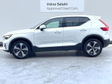 購入後は全国のVOLVO正規ディーラーにてアフターサービスをお受けいただけます。定期点検サービス、延長保証などの有料サービスも手厚くご用意しておりますので、ご不安事はお気軽にご相談下さい。