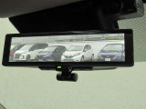 スマートルームミラー★車両後方のカメラ映像をミラー面に移して、いつでもクリアな後方視界を確保します♪