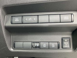 両側オートスライドドア