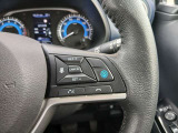 運転席下、各種操作スイッチ