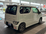 店舗間での在庫車両の移動がございます。直接ご来店の際は、一度お電話をいただければスムーズにご案内をさせていただきます。