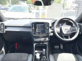 XC40 B4 AWD Rデザイン 4WD 