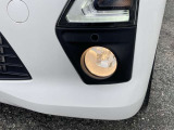 【フォグランプ】豪雨や霧が発生した時に視界を確保したり、対向車に自分の存在をアピールする役割もあります。