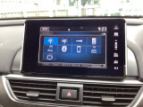 ホンダ純正メモリーナビを装着しております。AM、FM、Bluetooth、フルセグTVがご使用いただけます。初めて訪れた場所でも道に迷わず安心ですね!