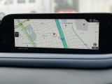 マツダコネクトの8.8インチワイドセンターディスプレイです。『Android Auto』『Apple CarPlay』や独自のコネクテッドサービスに対応したインターフェイスシステムです。