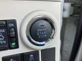 ★プッシュスタートシステム★エンジンスタートは最近はやりのプッシュスタート!鍵を車内に持ち込めばシリンダーに差し込まなくともボタン1つでエンジンがかかる★