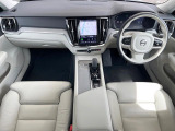 V60クロスカントリー プラス B5 AWD 4WD 