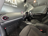 ◆LIBERALAは、輸入車選びの新たなスタイルを提案するインポート・セレクト・ブランドです。オーナー様となる方がクルマから直接感じる感性を第一にした、最良の一台との出会いをコーディネートいたします。