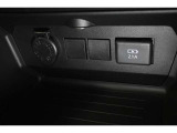 アクセサリーDC12Vソケット装備!USB端子ソケット装備!