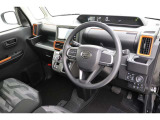 見通しの良いスッキリとした視界で、どなたでも運転しやすいです♪運転のしやすさは疲れにくさにも繋がりますよね♪
