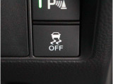 VSA(Vehicle Stability Assist)が装備!!VSAはコーナリング時の横滑りを抑制する機能と車両の急激な挙動変化を抑える機能で、安定した走行を実現しています!!