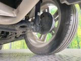 お車を安心してお乗りいただく為には、足回りの定期点検が欠かせません。サービスサポート(有償保証)では無料点検もご提供しており、安心のカーライフをお過ごしいただけるサポート体制が整っています。