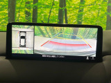 【360&deg;ビューモニター】専用のカメラにより、上から見下ろしたような視点で360度クルマの周囲を確認することができます☆死角部分も確認しやすく、狭い場所での切り返しや駐車もスムーズに行えます。