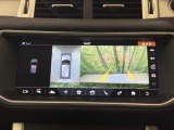 各所のカメラ及びセンサーを備えております。狭い場所での駐車に適しています。