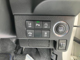 キーレスプッシュスタート。軽とは思えないほどの豊富な装備も魅力的!運転席から操作ラクラク。