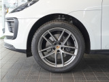 20インチ Macan S ホイール(ベスビオグレー塗装)