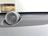【Bowers & Wilkins】ボルボのプレミアムオーディオ。車内空間という特殊な環境に100年以上の伝統を持つイェーテボリ交響楽団の音響を再現した「コンサートモード」を搭載。
