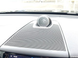 【Bowers & Wilkins】ボルボの上級プレミアムオーディオ。車内空間という特殊な環境に100年以上の伝統を持つイェーテボリ交響楽団の音響を再現した「コンサートモード」を搭載。