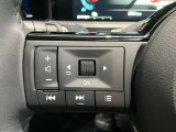ステアリングスイッチ搭載!ハンドルひとつで手を離さなくても運転中視線をそらさなくても操作が出来て便利です♪