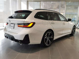 BMWプレミアムセレクション前橋では、高年式低走行モデルからMモデル、年式が経ちなかなかディーラーでは見かけないモデルまで幅広いラインナップで認定中古車を取り扱っております。品質に自信があります。