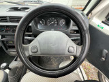 当社の車両は基本的に現状販売となりますので現車確認をお願い致します。遠方で現車確認ができない場合はノークレームノーリターンとなります。また外出が多いのでご来店の際は事前にご連絡をお願いいたします。