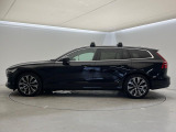 親切・丁寧な専門メカニックスタッフが応対!・車検・点検整備・事故等の修理などアフターサービスも安心。お車のカスタマイズ相談も受付中!お気軽にサービススタッフまでお声がけください!