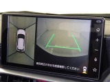 バックモニター付なので後退時に後方が見えるので安心。 車は構造上、死角がたくさんなので万が一を考えると必須ですね。 あくまで補助の為の装備、バックは目視で確認する事が重要ですよ。