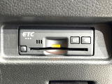 【ETC】高速道路の料金所をストレスなく通過!話題のスポットやサービスエリアに多い「スマートIC」利用時は必須のアイテムです。当店でセットアップを実施、ご納車当日からすぐにご利用いただけます!